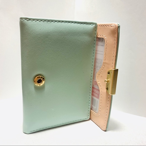 Fish Wallet - Picture 3 of 3